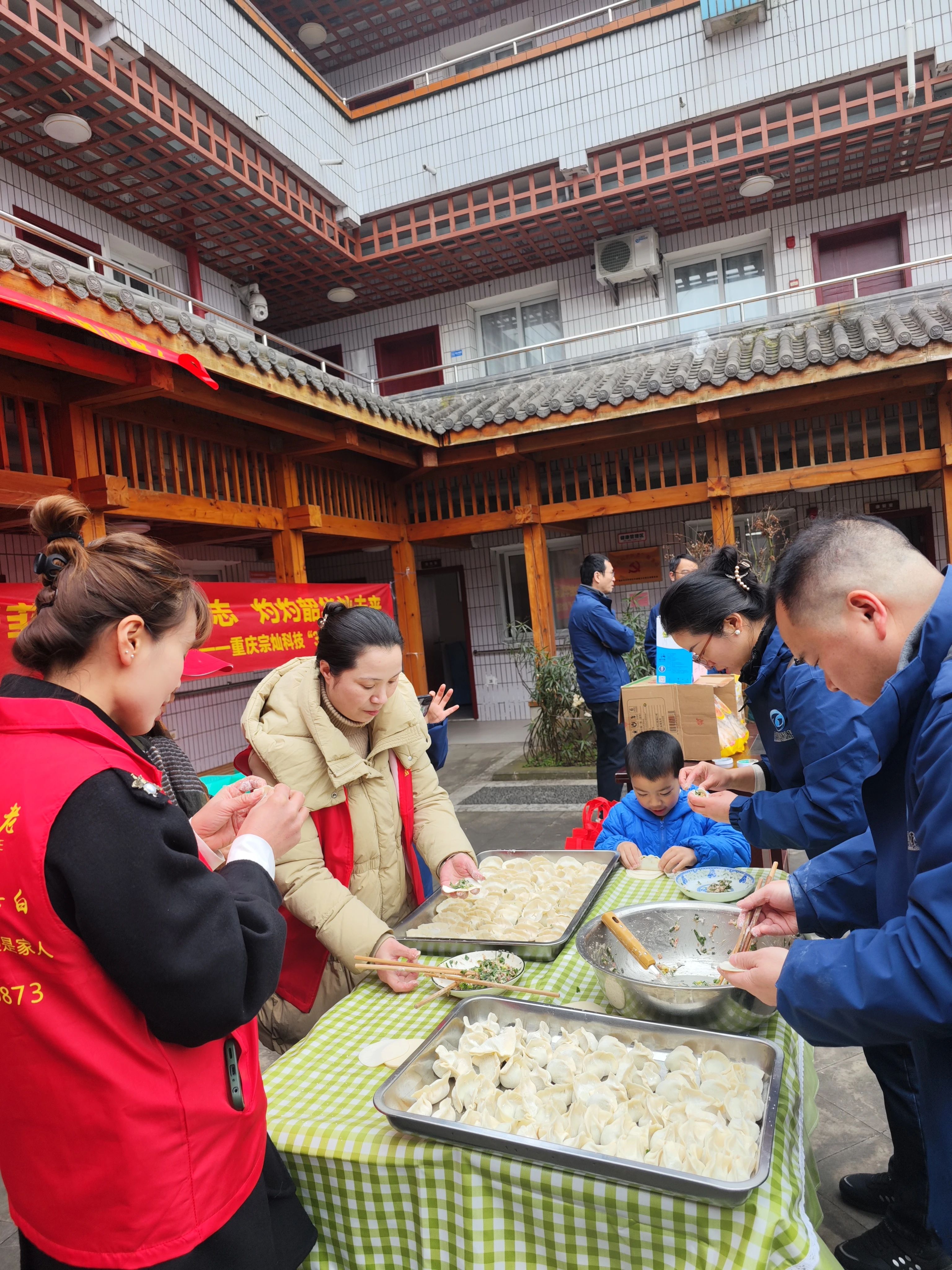 ���ˋDŮ�����҂����M������B��